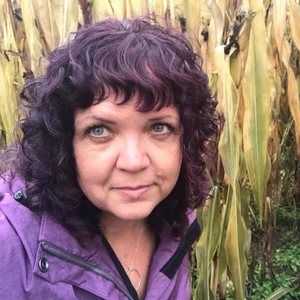 Meet your Posher, Kait